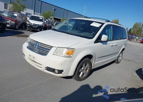 2010 Dodge Grand Caravan Sxt из США, поврежденный, VIN 2D4RN5D1XAR131178